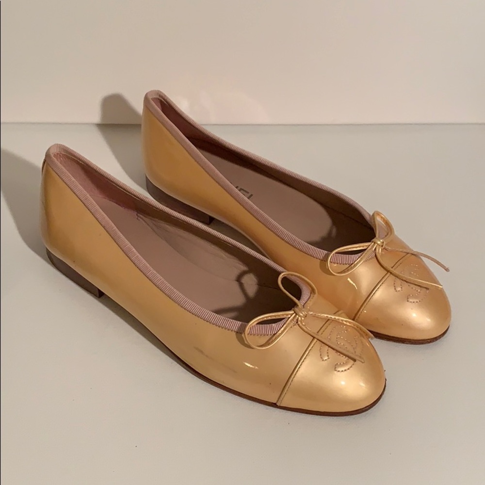 CHANEL Cap Toe Patent Leather Ballerina Flat ⭐️